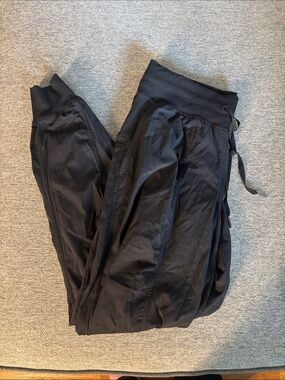Lululemon Dance Studio Mid-Rise Jogger